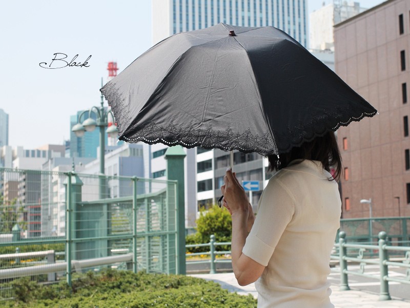 【CarronSelect】オリエンタルエンブロイダリー晴雨兼用折りたたみ日傘